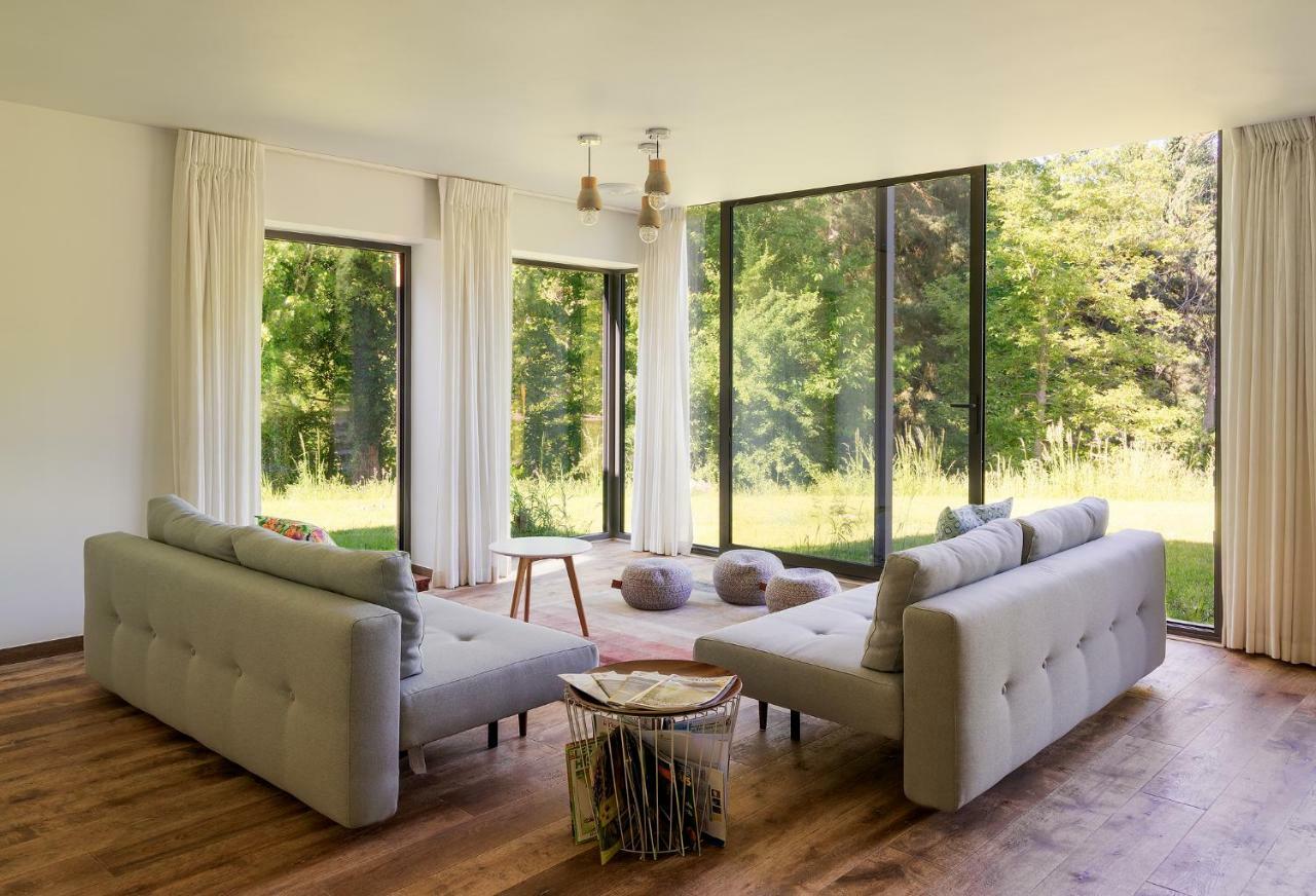 Espaces D'Or Wavre Luaran gambar